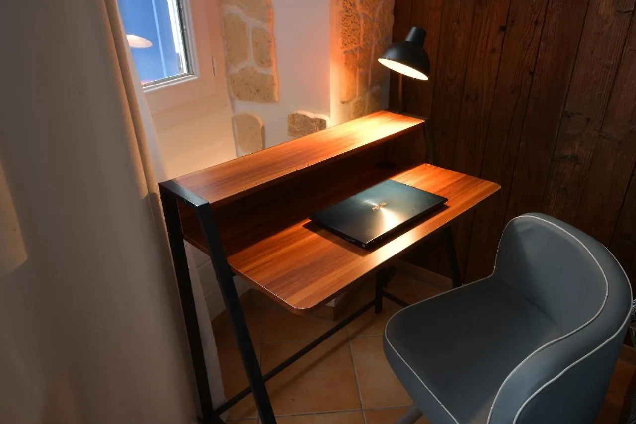 Aux 4 Logis Appart-Hotel - Studio Le City - Petit Dejeuner Inclus 1Ere Nuit Foix Francie